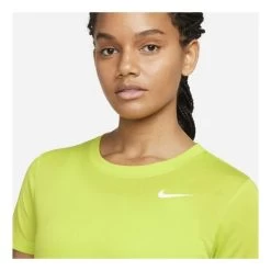 Nike Dames T-shirt DRI-FIT LEGEND WOMENS TR - 322 Atomic Green -Trendy Deals Voor Actieve Lifestyles 045600 30 04 1