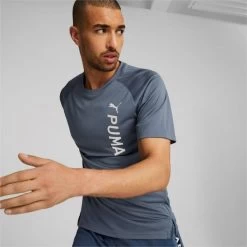 Puma Heren Fitnesshirt Ss - 018 Evening Sky -Trendy Deals Voor Actieve Lifestyles 046938 35 02 1