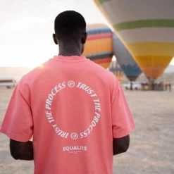 Equalité Heren T-shirt Piere - 632 Washed Coral -Trendy Deals Voor Actieve Lifestyles 051754 61 03 1